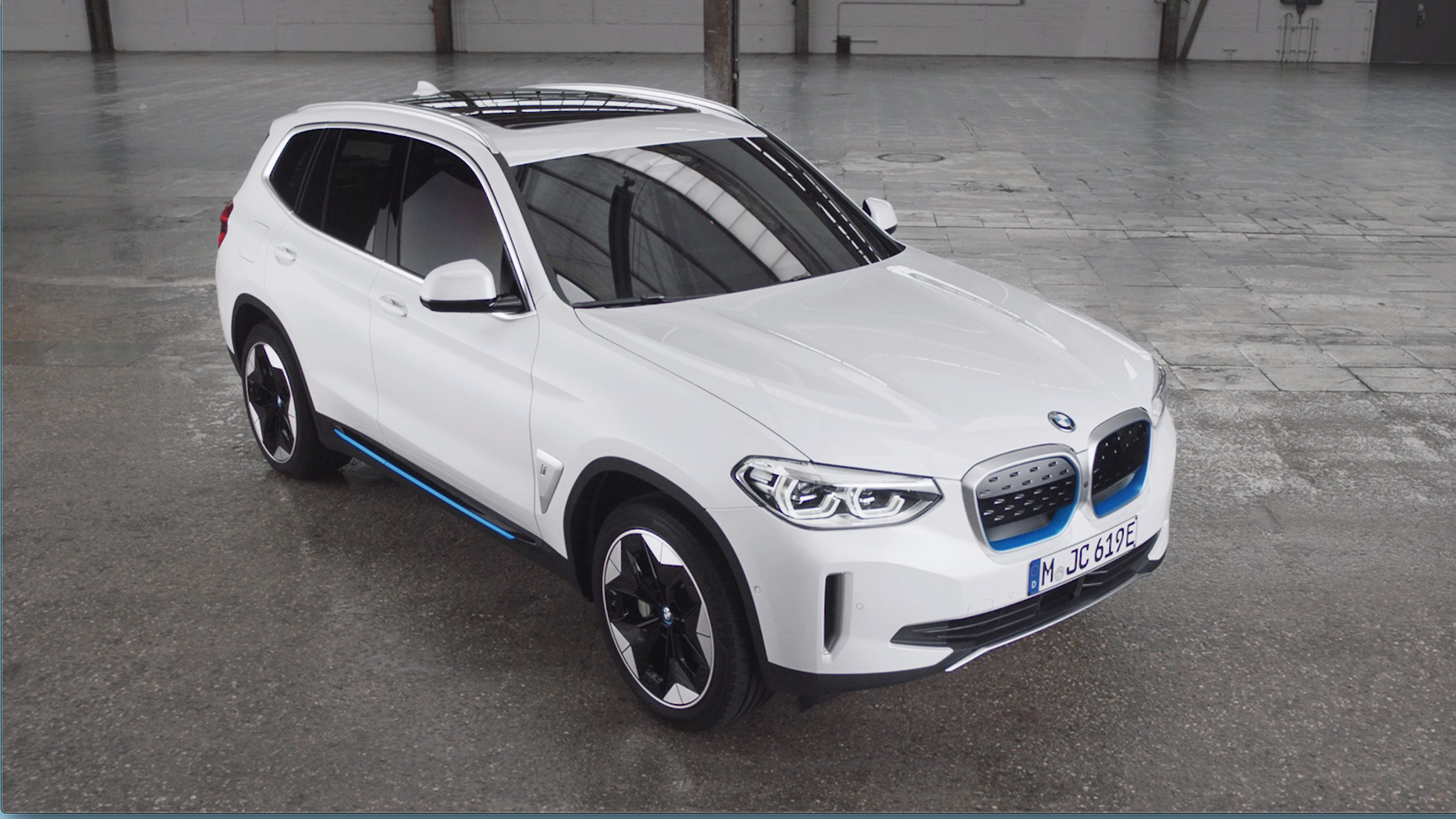 BMW iX3 G08 eksterijer dizajn video BMW iX3 G08 2020 Mineral White metalik eksterijer dizajn video