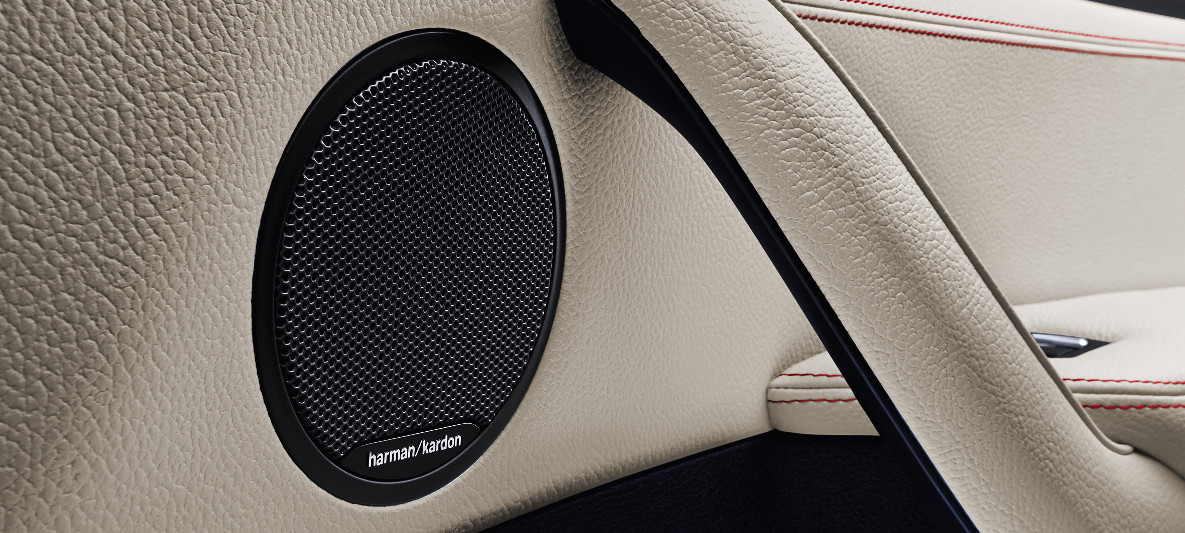 Audiosustav harman kardon sa surroundom Audiosustav harman kardon sa surroundom