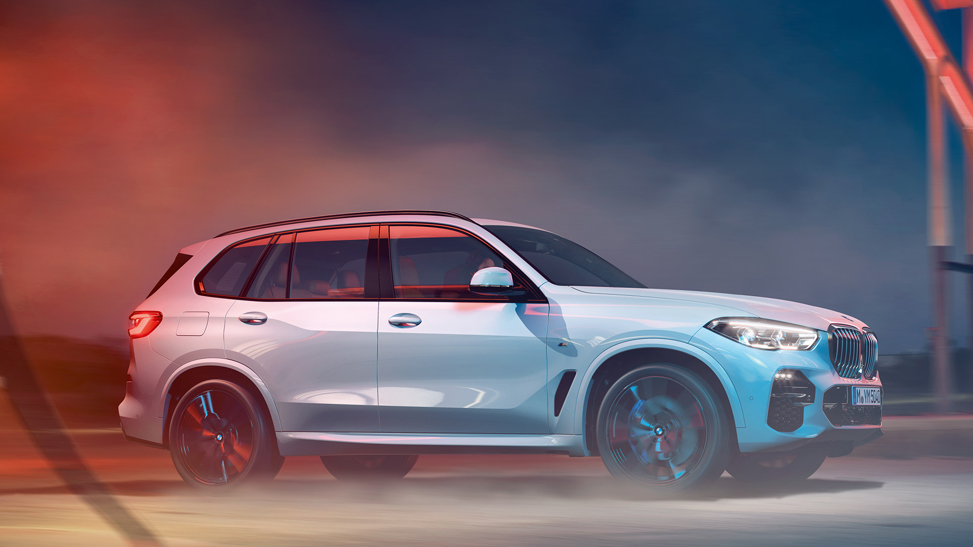 Bočni prikaz BMW-a X5 G05 2018 Bočni prikaz BMW-a X5 G05 2018 Mineral White metalik boje