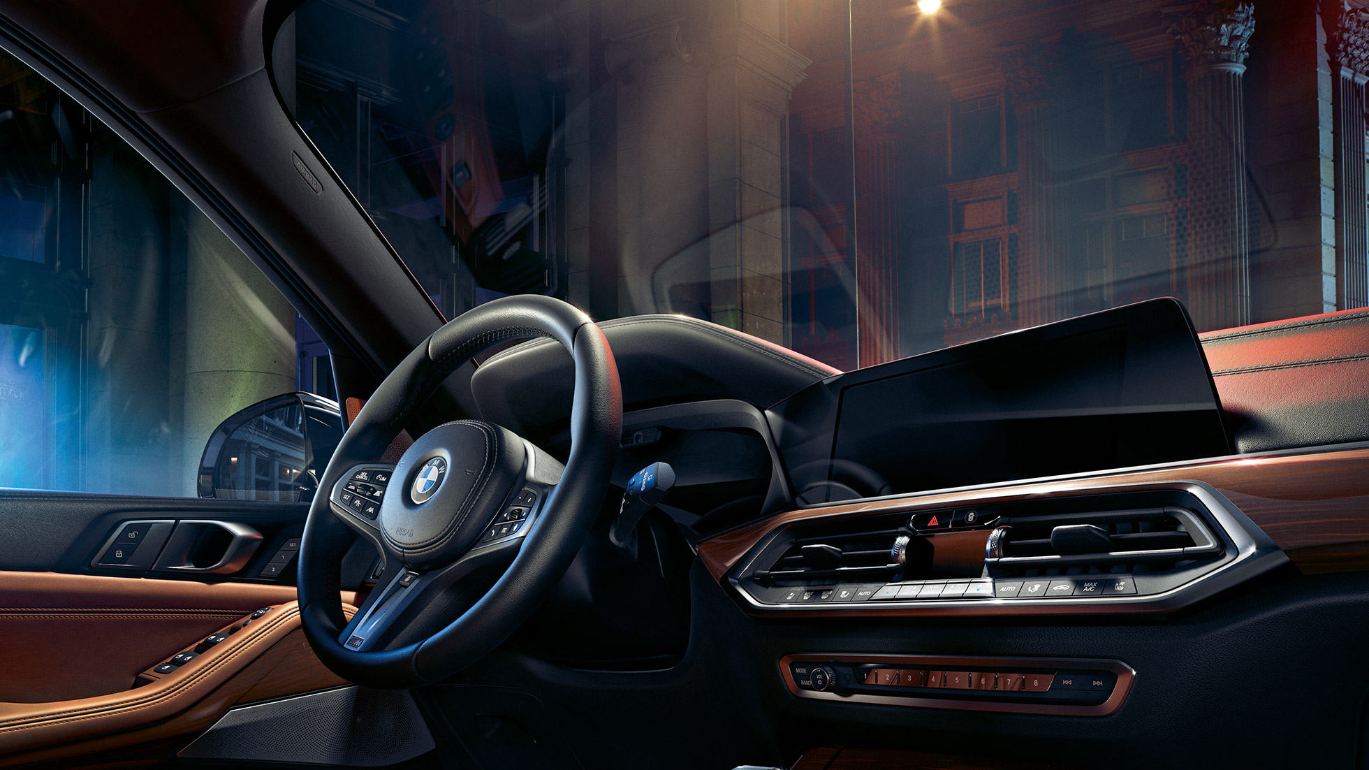 Kokpit BMW-a X5 Kokpit u unutrašnjosti BMW-a X5 G05 2018