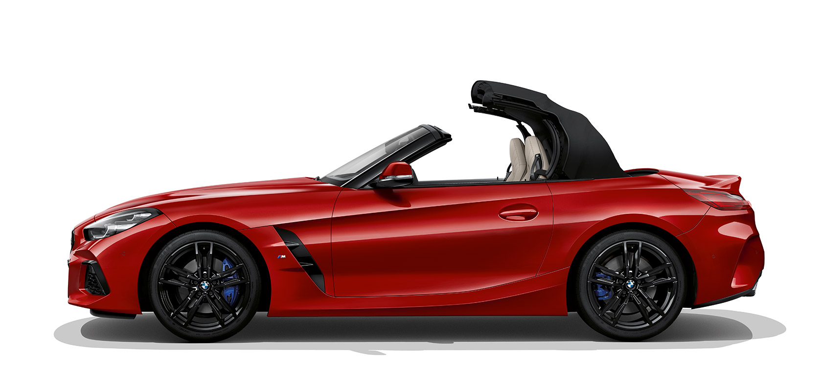 Bočni prikaz BMW-a Z4 Roadster Bočni prikaz BMW-a Z4 Roadster, otvaranje krova