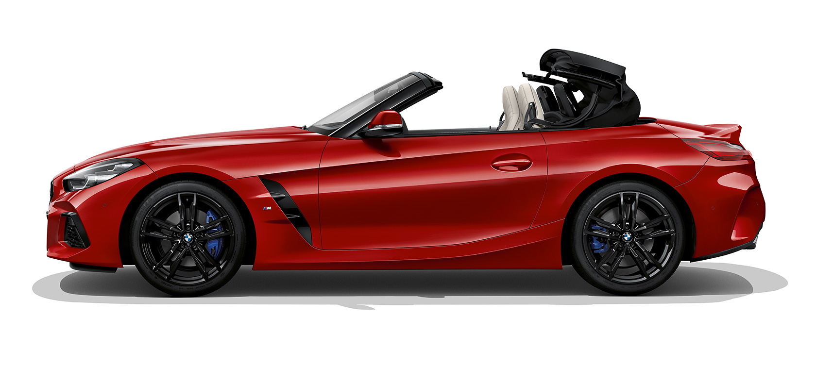 Pogled s boka na BMW Z4 Roadster (G29) Pogled s boka na BMW Z4 Roadster (G29), sa otvorenim krovom
