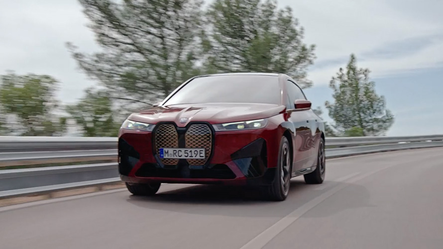 BMW električni automobili BMW iX Snažne električne performanse video BMW električni automobili BMW iX Snažne električne performanse video