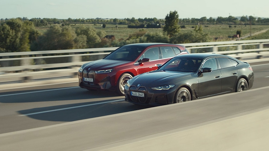 BMW e-mobilnost; BMW iX xDrive50 i20; BMW i4 G26 BMW e-mobilnost; BMW iX xDrive50 i20; BMW i4 G26; BMW električni automobil