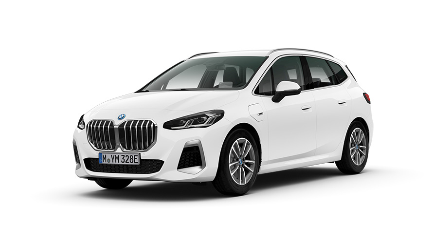 BMW 225xe Active Tourer PHEV automobil tročetvrtinski prednji prikaz BMW 225xe Active Tourer PHEV automobil studijski snimak tročetvrtinski prednji prikaz
