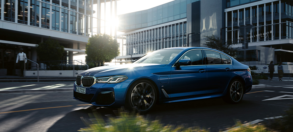 BMW plug in hibrid domet BMW elektromobilnost BMW plug in hibrid domet