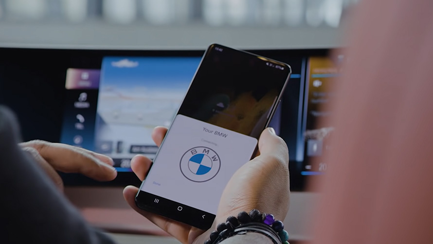 Funkcije i prednosti Android Auto™ objašnjeno u tutorijal videozapisu Funkcije i prednosti Android Auto™ objašnjeno u tutorijal videozapisu