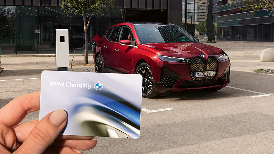 BMW Maps Connected Charging BMW Maps Connected Charging električni domet vizualizacija na kontrolnom zaslonu