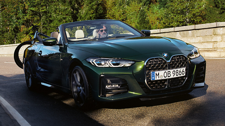BMW Ljetni komplet kotača na BMW serije 4 Cabrio (G23) u sunčanom okruženju BMW Ljetni komplet kotača na BMW serije 4 Cabrio (G23) u sunčanom okruženju