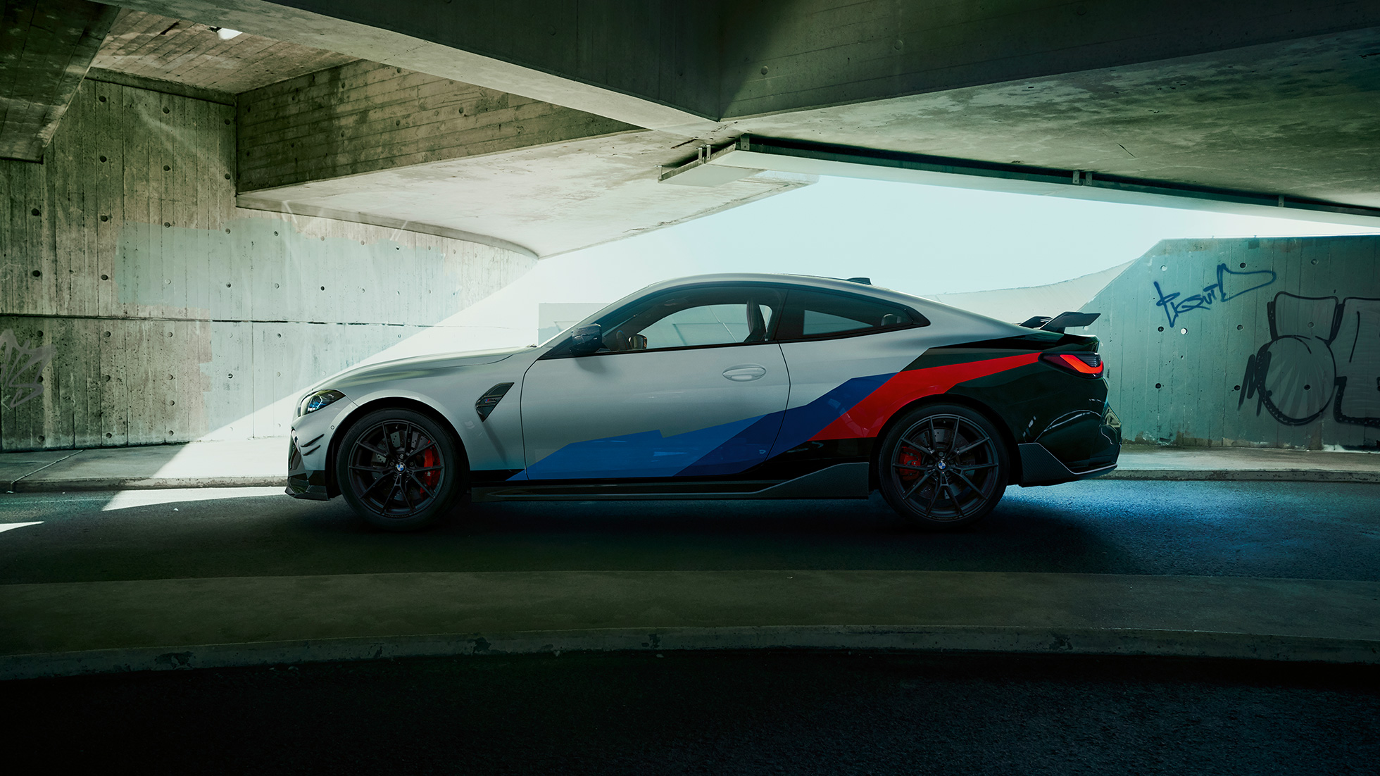 BMW M4 G82 bočni prikaz BMW M Performance dijelovi BMW M4 G82 bočni prikaz