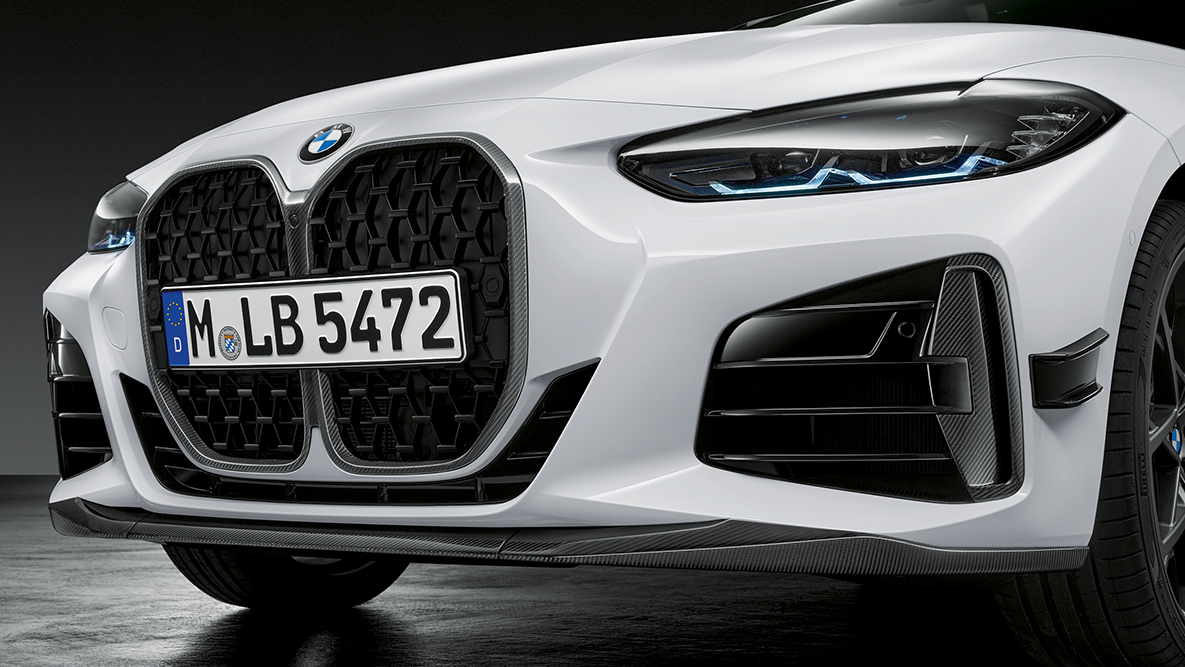 BMW M Performance prednji spojler karbonska vlakna BMW serije 4 Coupé G22 BMW M Performance prednji spojler od karbonskih vlakana BMW serije 4 Coupé G22 detaljni prikaz