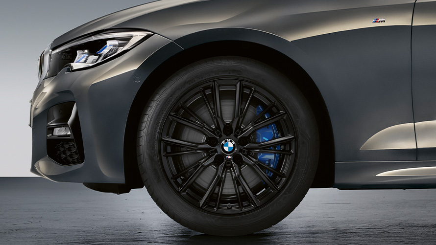 18" M Performance Double-spoke 796 M BMW lakometalni kotači 18 inča M Performance Double-spoke 796 M aluminijski naplatak