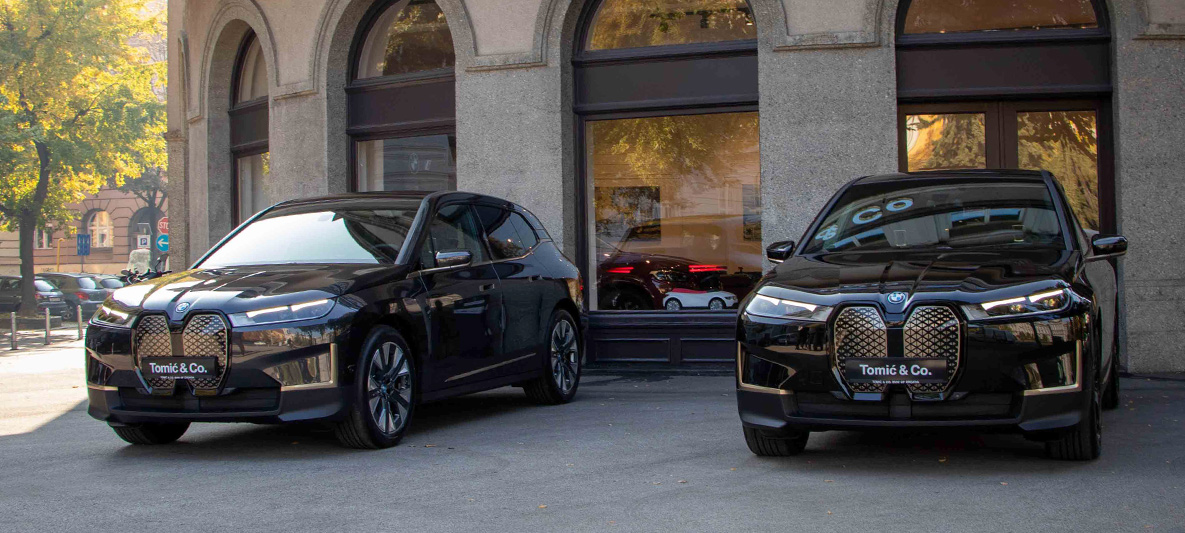 BMW iX
