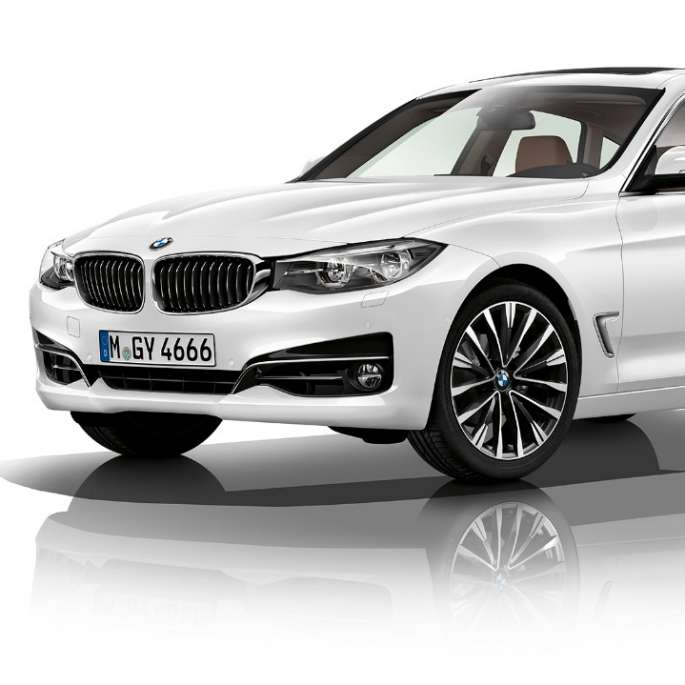 BMW serije 3 Gran Turismo, tročetvrtinski prikaz prednjeg kraja modela Luxury Line BMW serije 3 Gran Turismo, tročetvrtinski prikaz prednjeg kraja modela Luxury Line